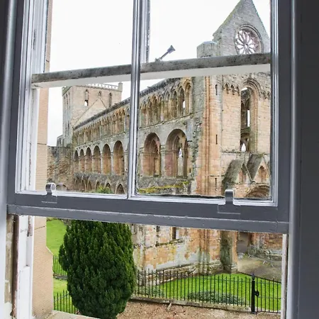 Abbey House Charming Traditional Historic House Jedburgh Exterior photo