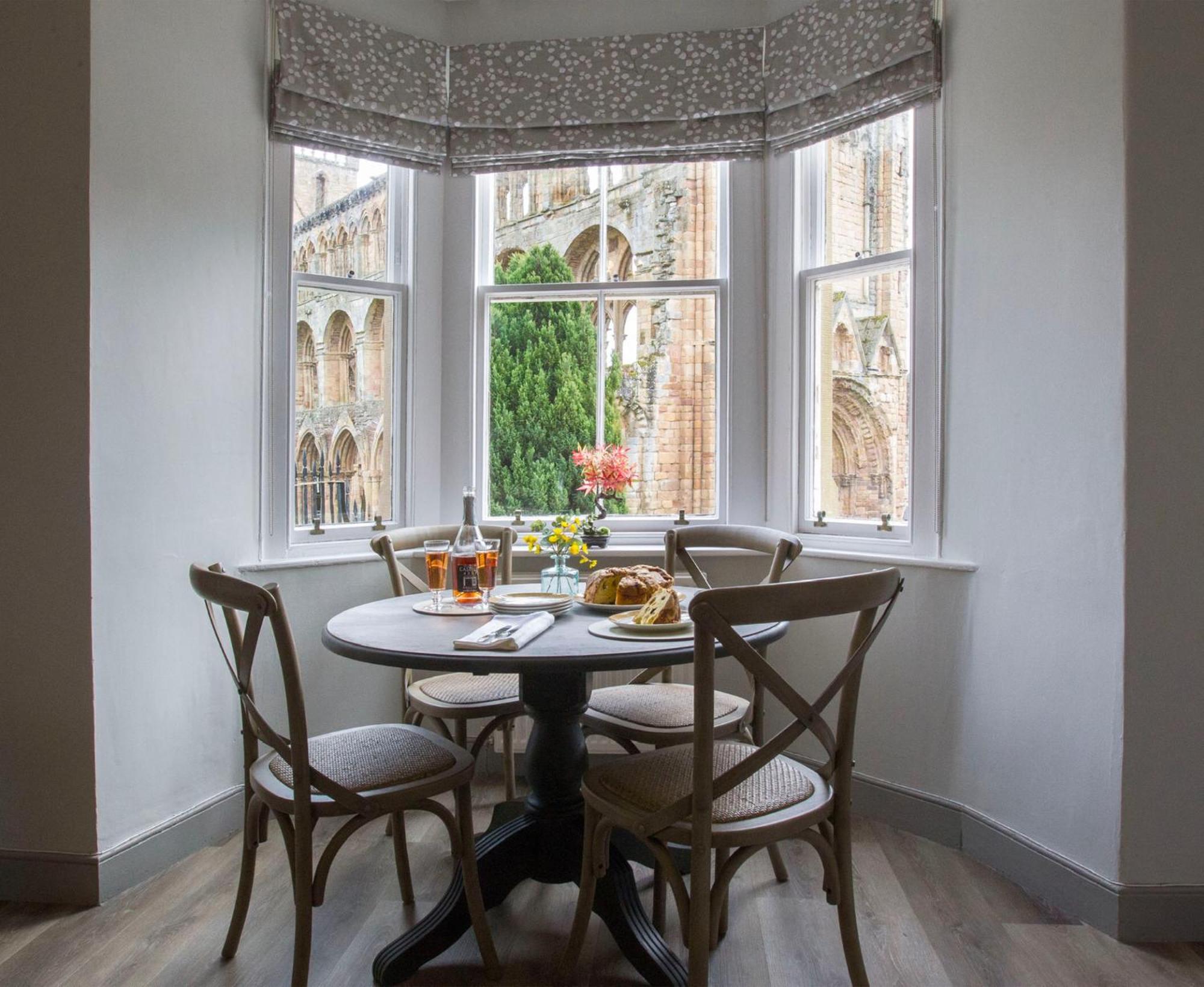 Сasa de vacaciones Abbey House Charming Traditional Historic House *